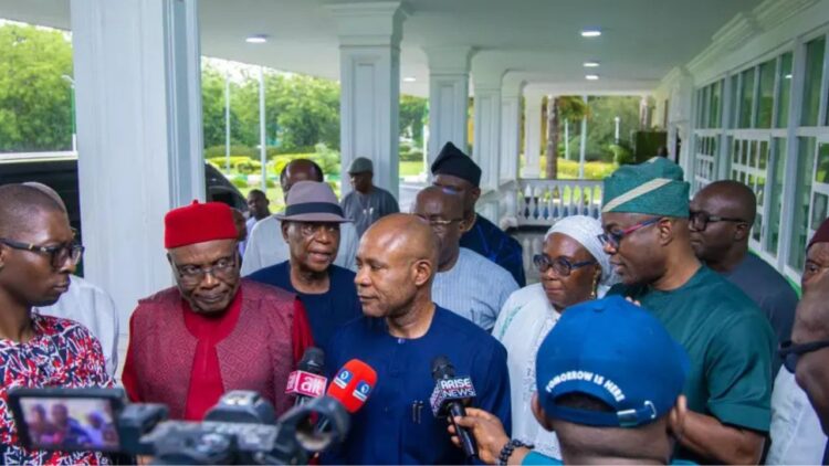 Red Abstract Income Money YouTube Thumbnail (6)