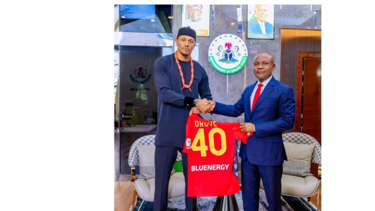 Red Bold Finance YouTube Thumbnail (29)