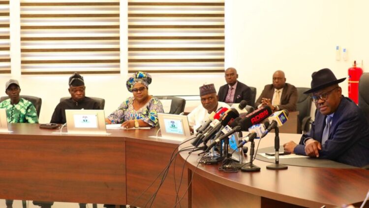 Black and Yellow Business Event YouTube Thumbnail (7)