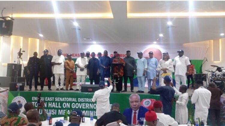 Red Bold Finance YouTube Thumbnail – 2025-09-01T023151.798