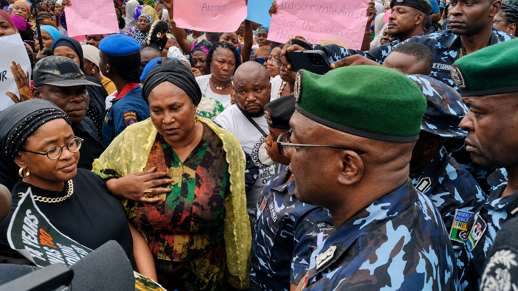 osun-first-lady-leads-protest-over-alleged-arrests-violence-ahead-of-election